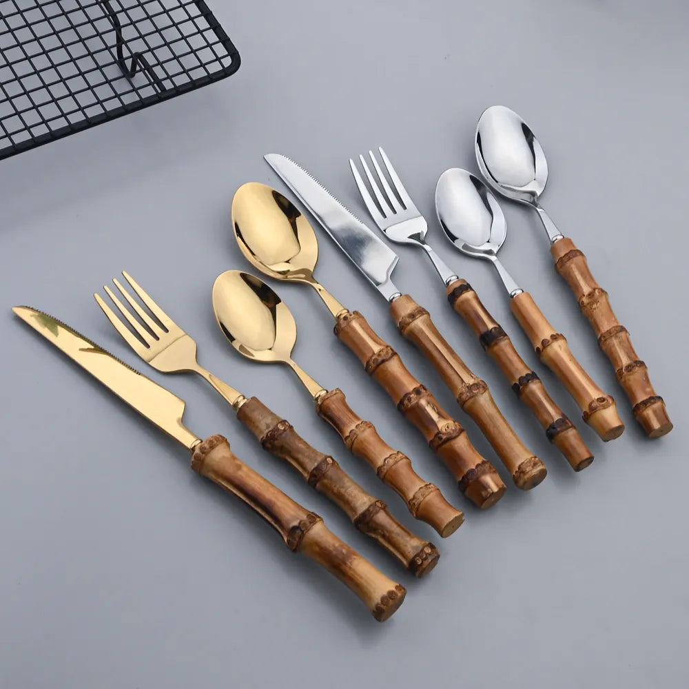 32 Piece Cutlery Set